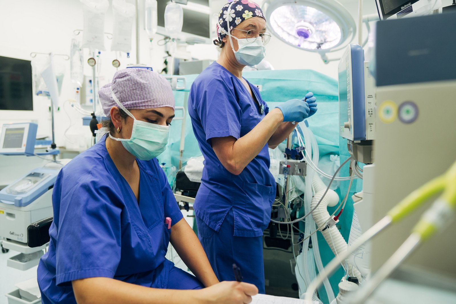 In unserem Krankenhaus in Berlin-Wilmersdorf bieten wir die Ausbildung zur Anästhesietechnischen Assistentin/zum Anästhesietechnischen Assistenten – kurz "ATA" an. 