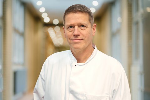 Dr. med. Tilman Reinhart  Chefarzt Anästhesie und Intensivmedizin