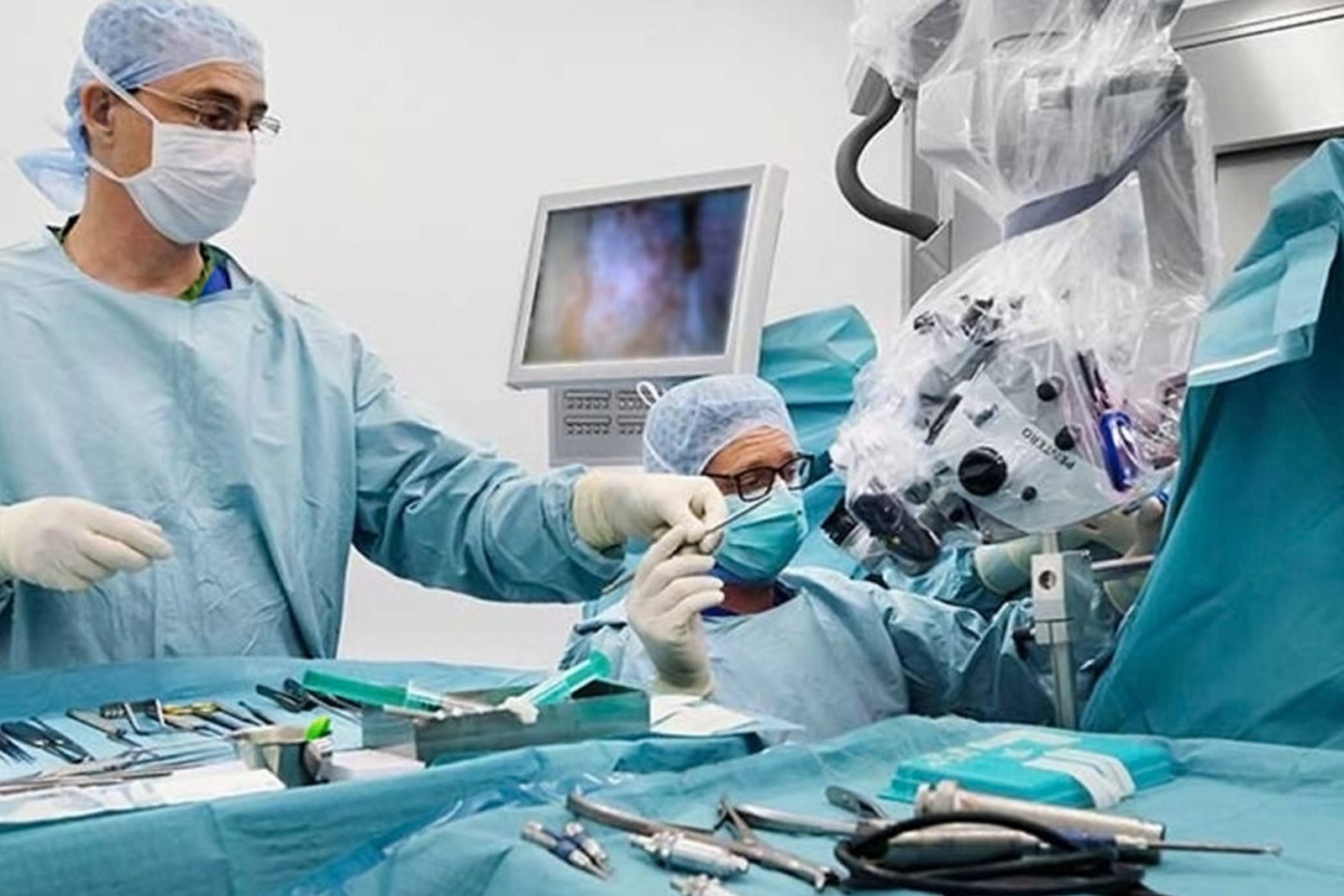 Neurochirurgische Hirnoperation mit Prof. Jan Kaminsky im Alexianer St. Gertrauden-Krankenhaus Berlin