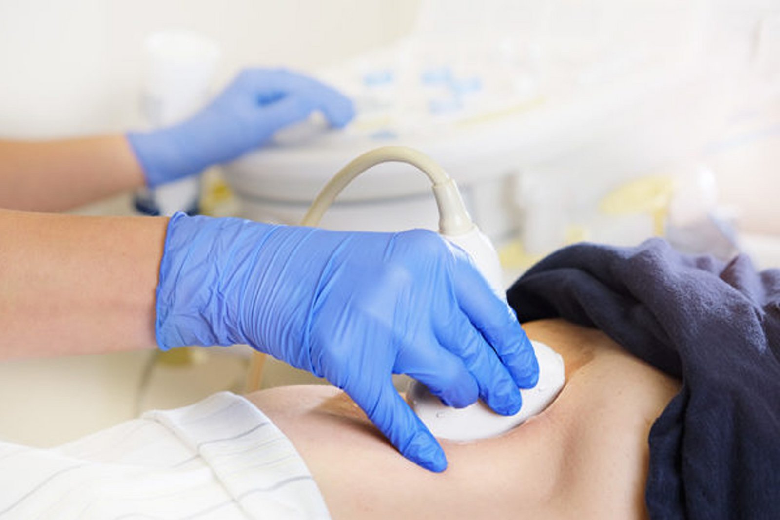 Ultraschalluntersuchung im Gefäßzentrum des Alexianer St. Gertrauden-Krankenhauses Berlin